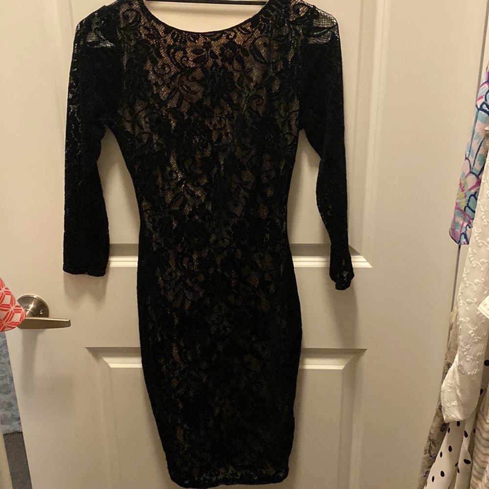 Express Open Back Velvet Lace Dress in XS EUC
